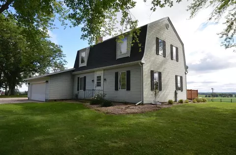 455 Howard, Whitewater, WI 53190