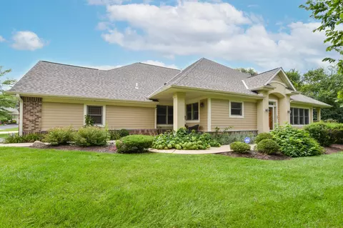 7973 S Susanna, Franklin, WI 53132