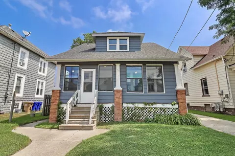 4517 18th, Kenosha, WI 53140