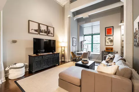 270 E Highland #234, Milwaukee, WI 53202