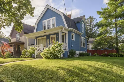523 W College, Waukesha, WI 53186