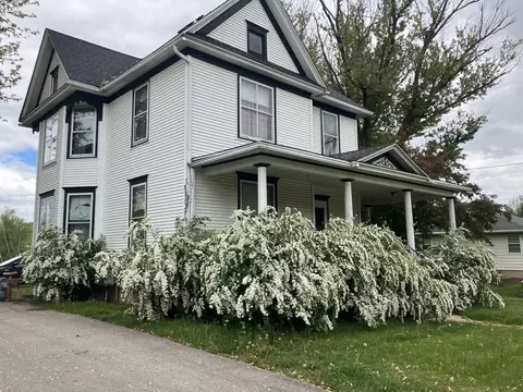 34308 Bassett, Randall, WI 53105