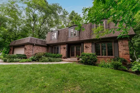 16560 Nancy, Brookfield, WI 53005