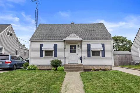 7851 19th, Kenosha, WI 53143
