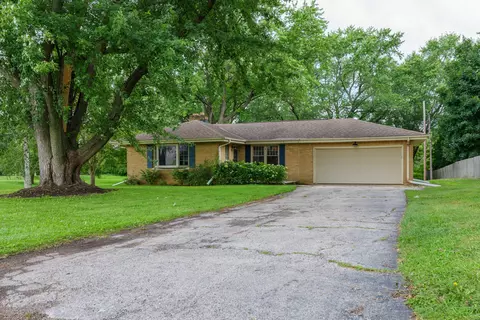 8361 S Pennsylvania, Oak Creek, WI 53154