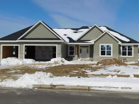 1012 Candleberry, Grafton, WI 53024