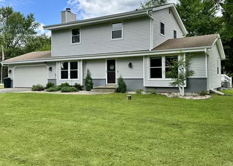 w357n7134 Rainbow, Oconomowoc, WI 53066
