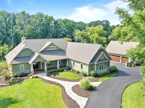 1540 Geneva Clb #18-24, Geneva, WI 53147