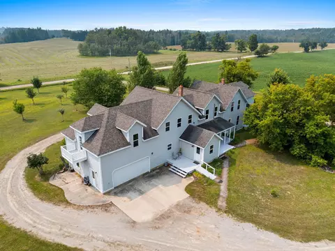 W3966 32, Carney, MI 49812