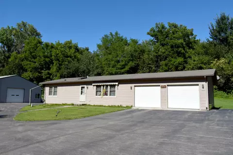n6070 Johnson Coulee Road, Onalaska, WI 54636