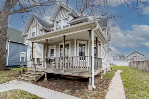 1525 Boyd, Racine, WI 53405
