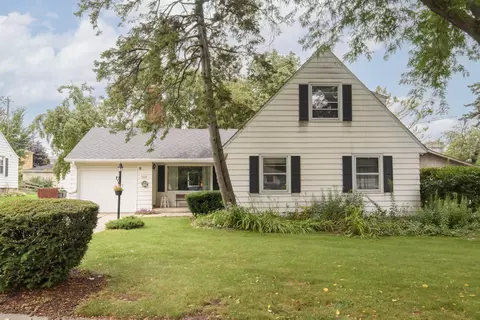 9212 W Michigan, Milwaukee, WI 53226