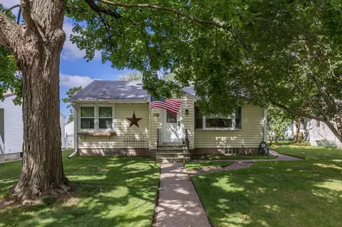 1116 26th, La Crosse, WI 54601