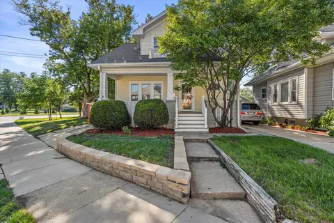 2612 Taylor, Racine, WI 53403