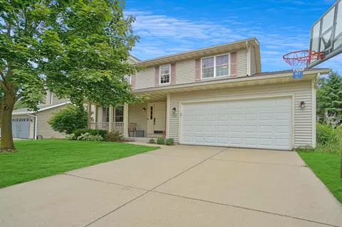 2702 Great Frst, West Bend, WI 53090