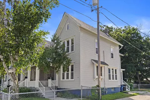 1320 Thurston, Racine, WI 53405