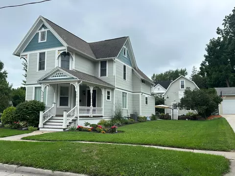 121 W Sullivan, Ripon, WI 54971