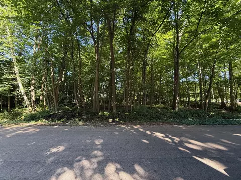 Lt2 Oakview #CSM 7197, Germantown, WI 53022