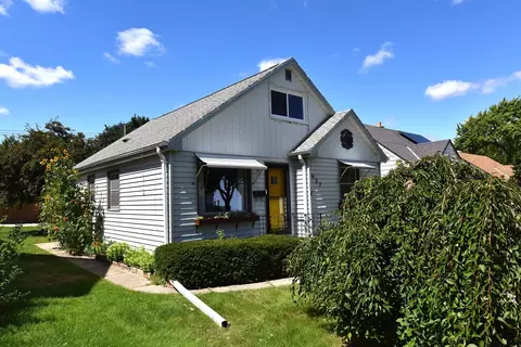 937 S 102nd, West Allis, WI 53214