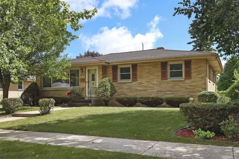 7817 43rd, Kenosha, WI 53142
