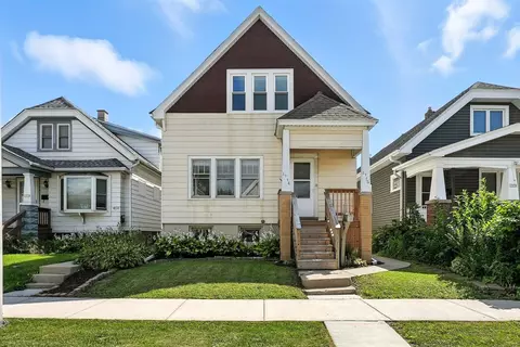 1974 S 77th #1976, West Allis, WI 53219