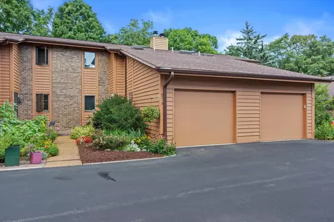 6318 Cedar, Wauwatosa, WI 53213