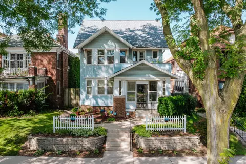 1117 S Layton #1119, Milwaukee, WI 53215