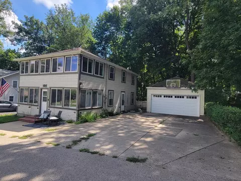 1601 Jackson Park, Delavan, WI 53115