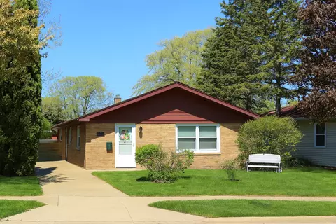 2822 James, Racine, WI 53403