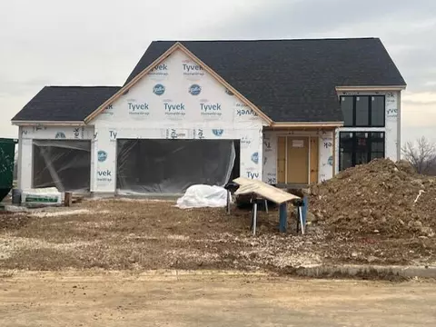 n57w20904 Lomond #LT 110, Menomonee Falls, WI 53052