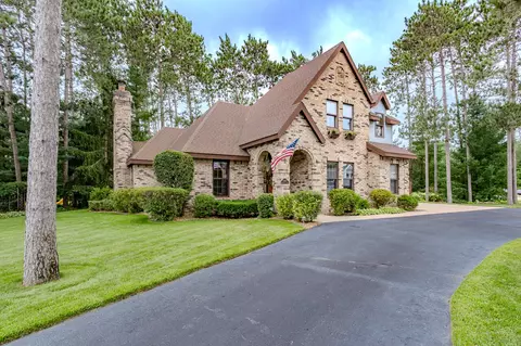 2140 Shadowview, Plover, WI 54467