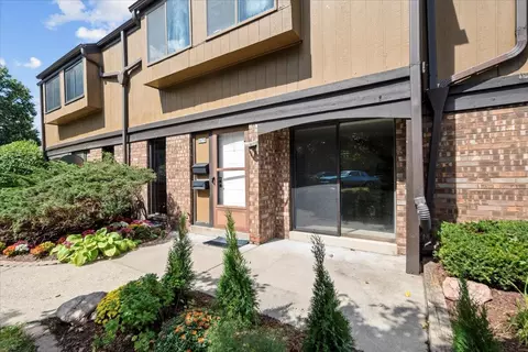 8678 N Servite, Milwaukee, WI 53223