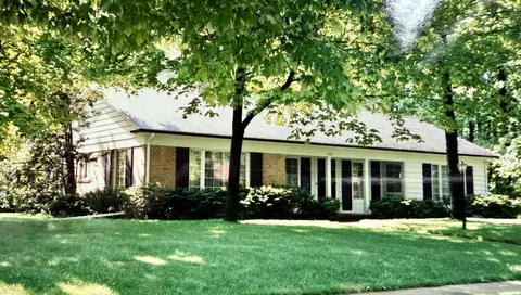 1404 Gunnell, Manitowoc, WI 54220