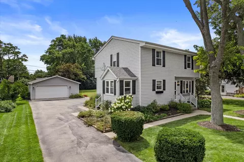 8101 W Cold Spg, Greenfield, WI 53220