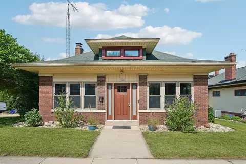 340 Lewis, Burlington, WI 53105
