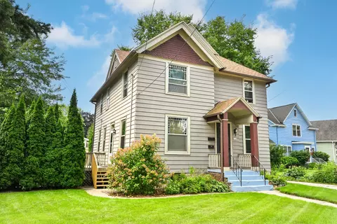 8129 Harwood #8129A, Wauwatosa, WI 53213