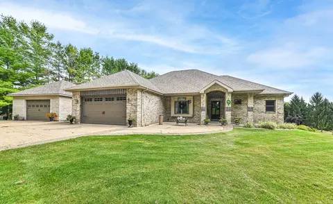 w2539 Indianhead Lane, Lafayette, WI 53121