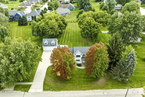 429 Lee, Hartford, WI 53027