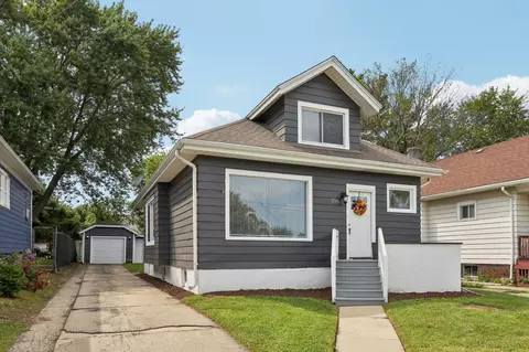 1716 Blake, Racine, WI 53404