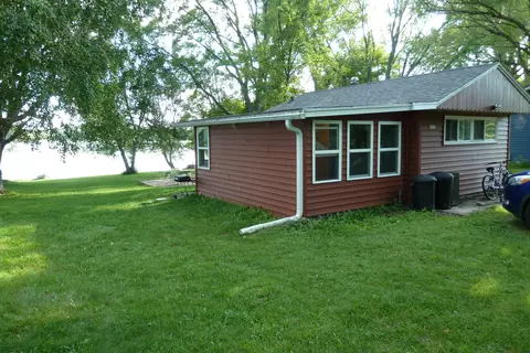 3057 Smith Lk, Barton, WI 53090