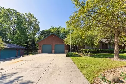 28215 Easy, Waterford, WI 53185