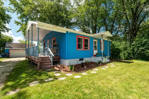 725 County Road C, Grafton, WI 53024