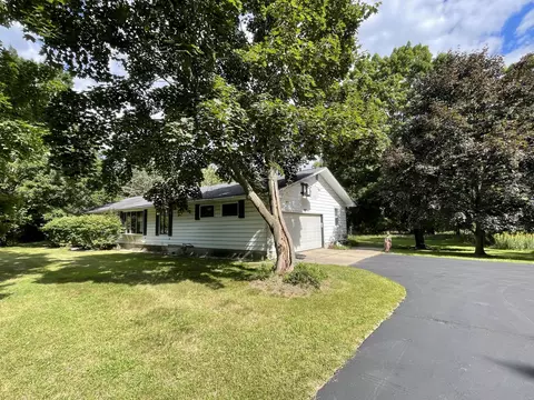 w374s2046 County Road Z, Ottawa, WI 53118