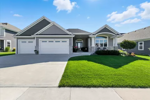 1529 Miller, Oconomowoc, WI 53066