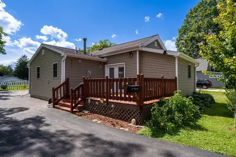 219 E Page, Elkhorn, WI 53121