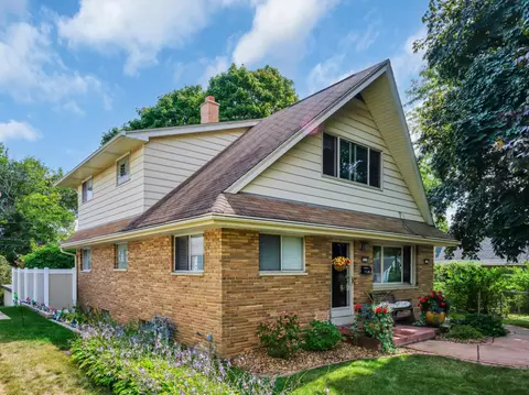 3634 S 34th #3636, Greenfield, WI 53221