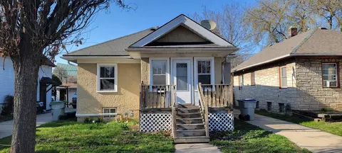 4226 W Sieben, Milwaukee, WI 53216