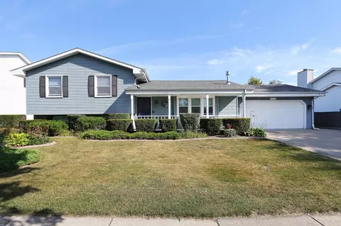 5914 80th, Kenosha, WI 53142