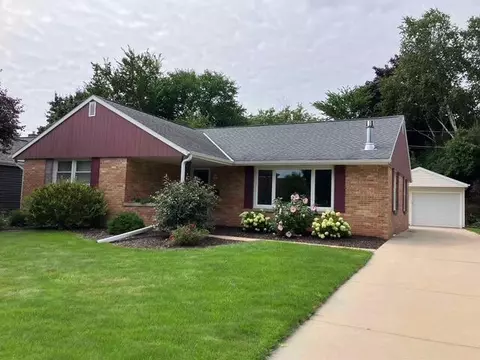 w62n321 Hanover, Cedarburg, WI 53012