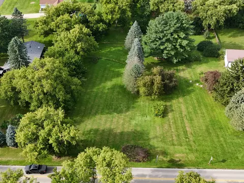 n56w36834 Lisbon, Oconomowoc, WI 53066